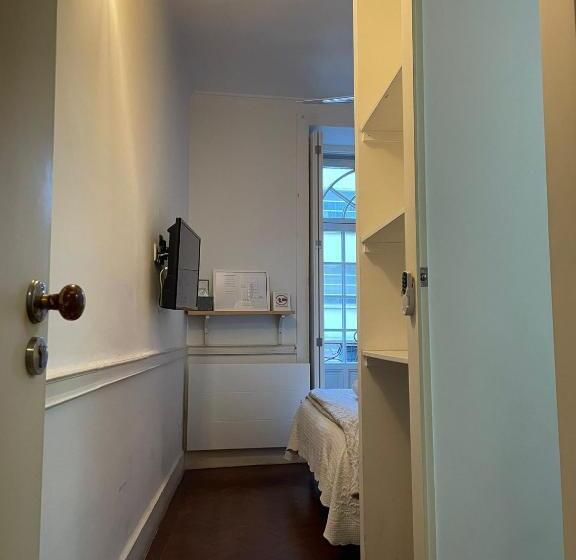 اتاق سوپریور با بالکن, Linha 22