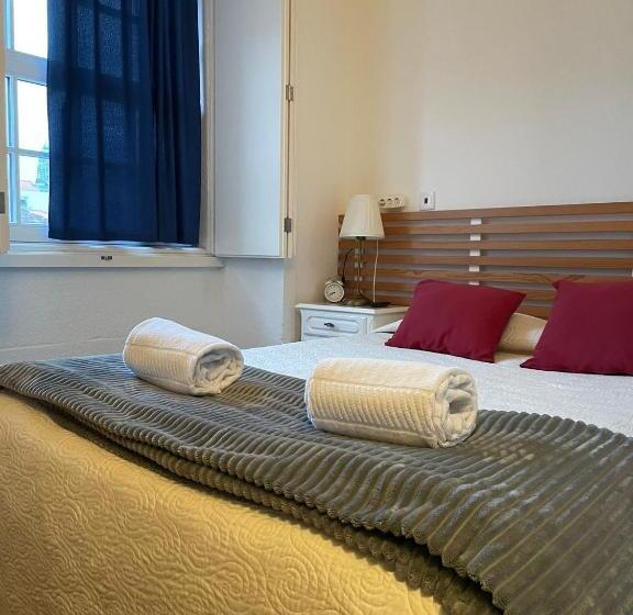 اتاق استاندارد, Linha 22