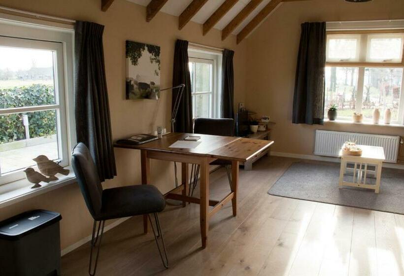 חדר סטנדרט נוף לגינה, Bed & Breakfast De Lindehoek