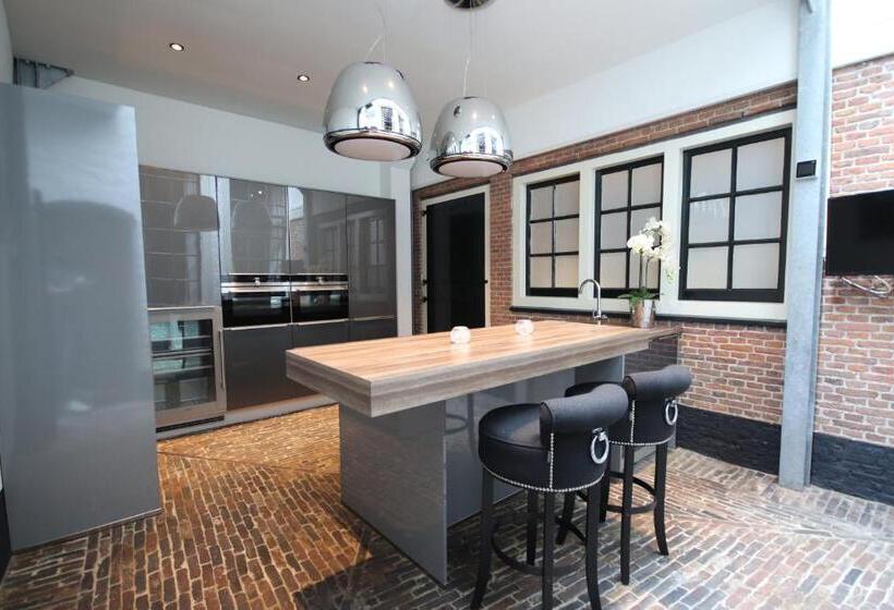 סוויטה נשיאותית, Boutique Hotel Steenhof Suites   Adults Only