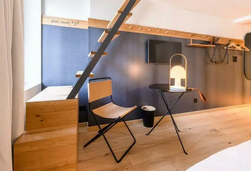 Standard Kolmen Hengen Huone, Gyger Restaurant Confiserie B&b