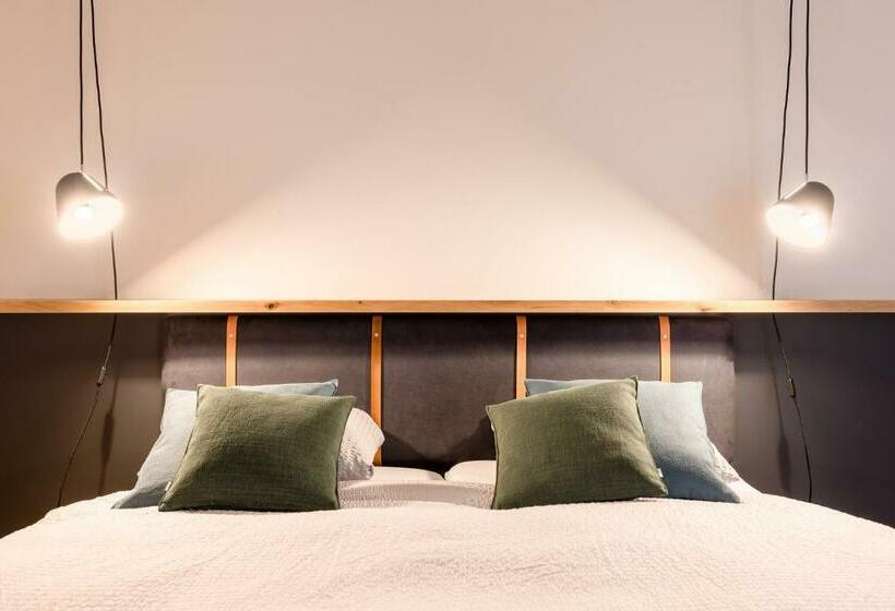 Номер Стандарт, Gyger Restaurant Confiserie B&b