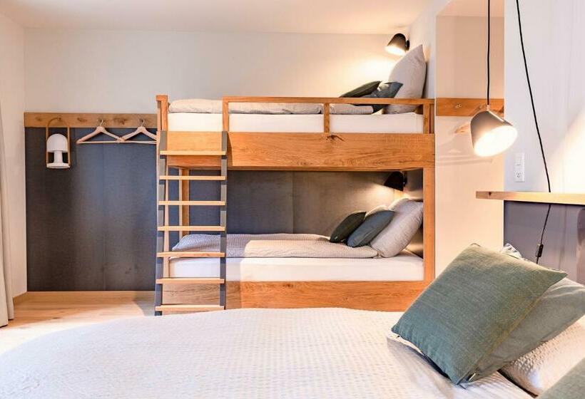 Семейный Номер, Gyger Restaurant Confiserie B&b