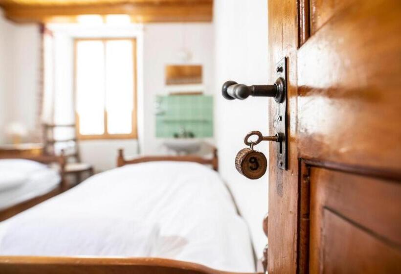 חדר סטנדרט חדר אמבטיה משותף, Aiguille De La Tza