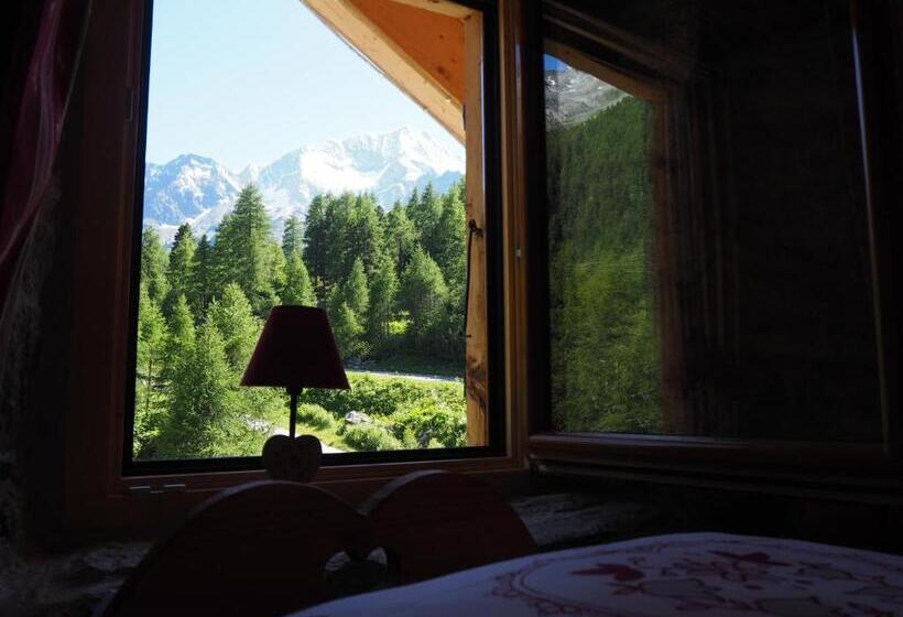 חדר סטנדרט, Aiguille De La Tza