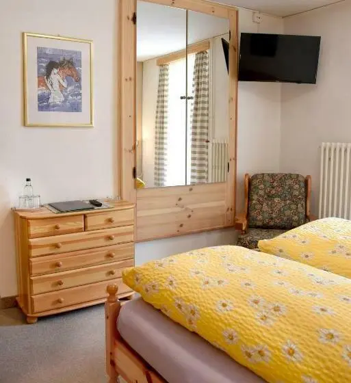 اتاق استاندارد یک نفره, Albergo Lardi