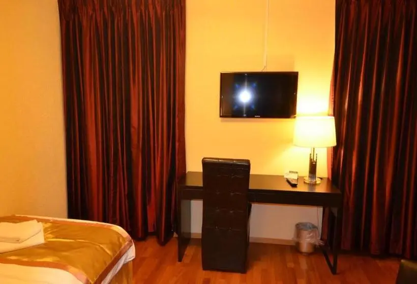 اتاق استاندارد یک نفره, Beausite
