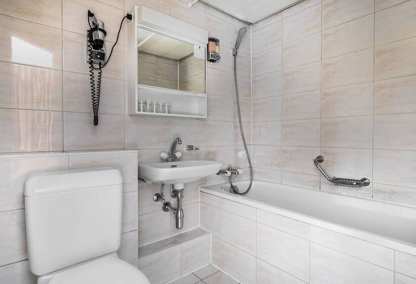 3-Bett-Standardzimmer, Beausite