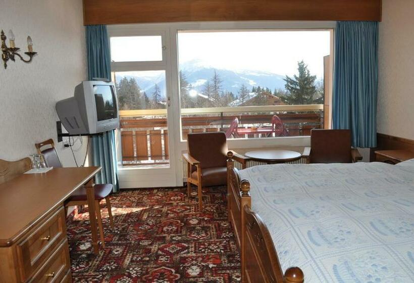 バルコニー付きスタンダードルーム, Belmont