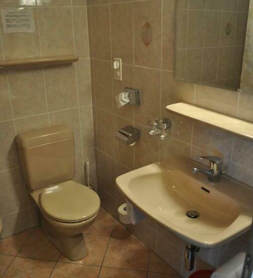 バルコニー付きスタンダードルーム, Belmont