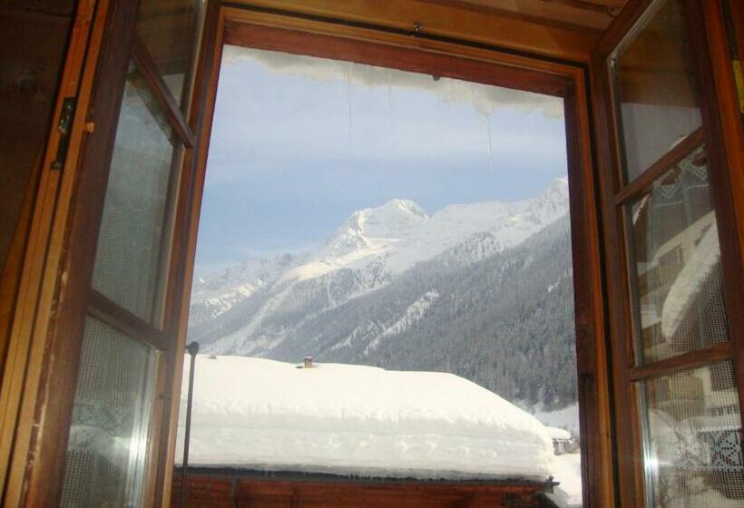 חדר סטנדרד יחיד חדר אמבטיה משותף, Bietschhorn