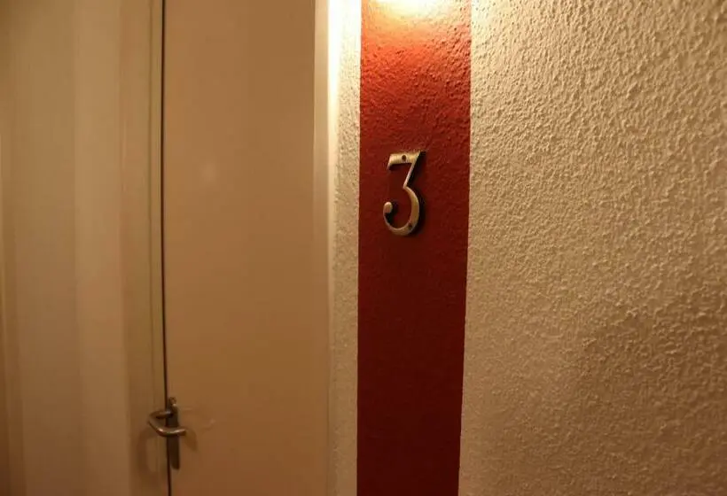 スタンダードルーム, Borgovecchio Albergo