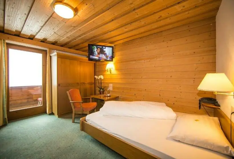 Chambre Basic Individuelle, Cresta