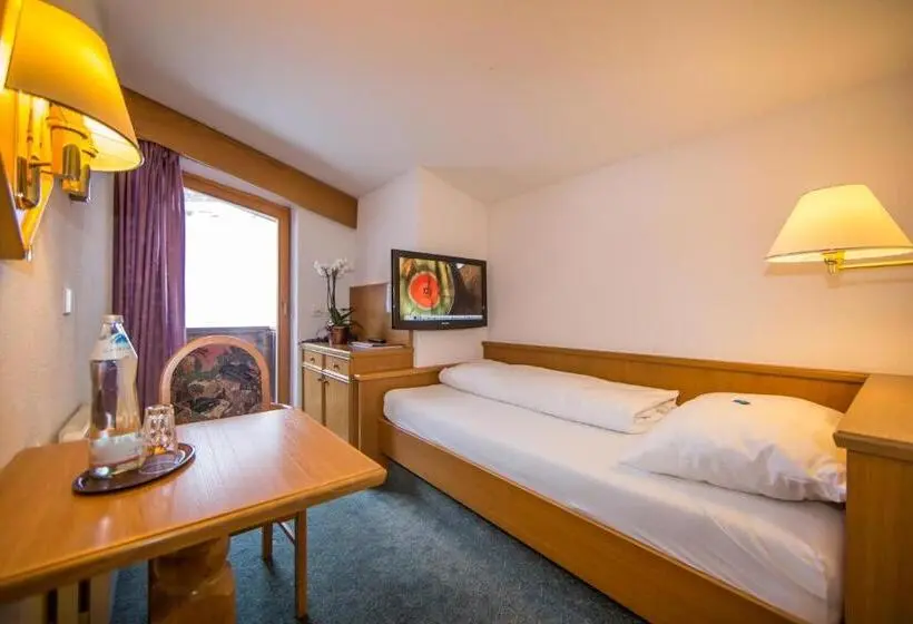 Chambre Basic Individuelle, Cresta