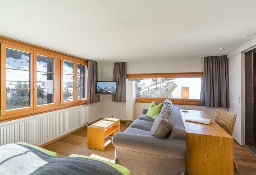 수피리어 룸, Des Alpes