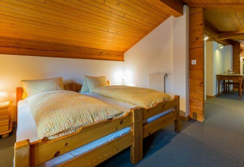 Семейный Номер, Swiss Lodge Joopi