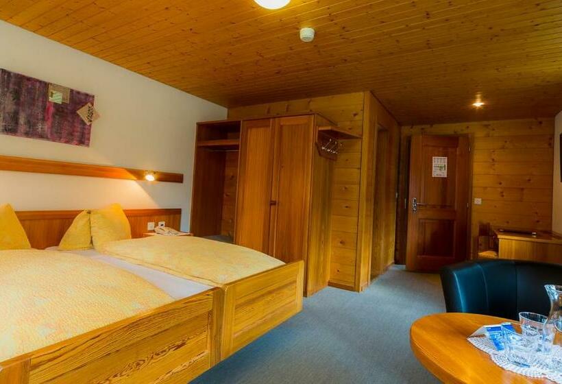 חדר סטנדרט עם מרפסת, Swiss Lodge Joopi