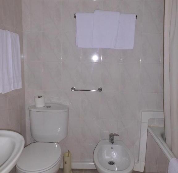 غرفة إقتصادية ثلاثية, Larbelo