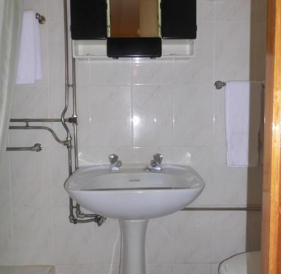 غرفة إقتصادية, Larbelo