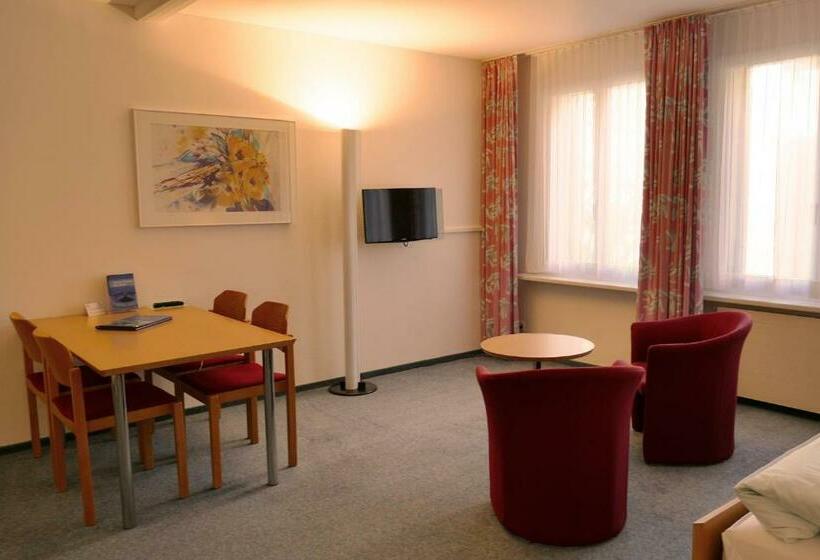 חדר סטנדרט, Landli