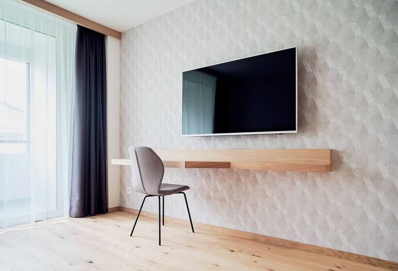 スーペリアールーム, Neu Schönstatt