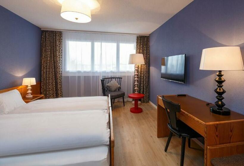 غرفة كومفورت, & Restaurant Chärnsmatt