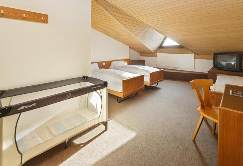 غرفة كلاسيكية رباعية, & Restaurant Chärnsmatt