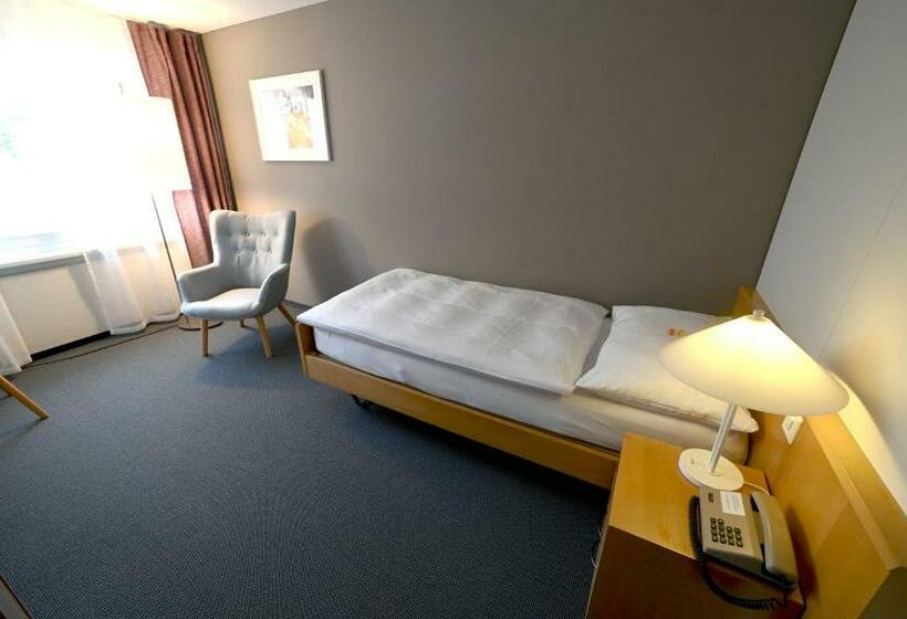 חדר יחיד בסיסי, Landli