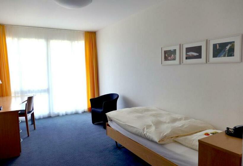 חדר סטנדרט יחיד, Landli