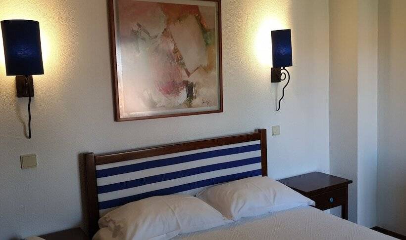 غرفة قياسية, Verde Pinho