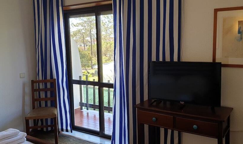 غرفة قياسية, Verde Pinho