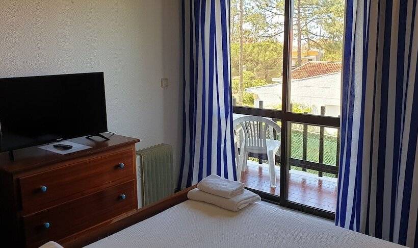 غرفة قياسية, Verde Pinho