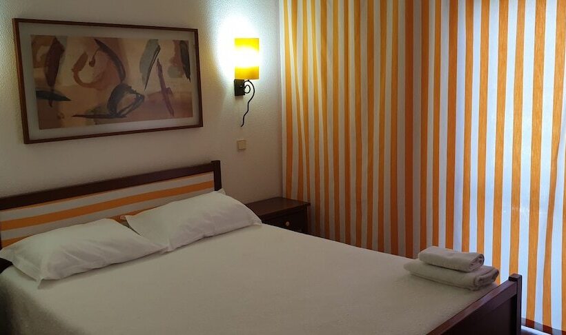 غرفة قياسية, Verde Pinho