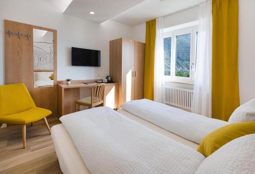 חדר אקונומי יחיד, Village Campofelice