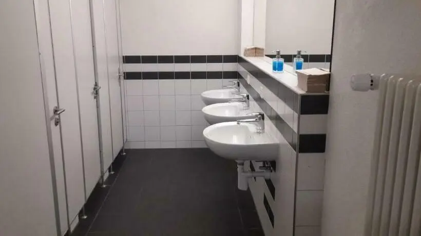 Standard Yhden Hengen Huone Jaettu Kylpyhuone, Kreuzlingen Youth Hostel