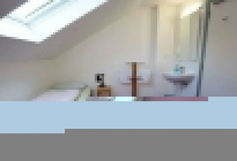 Standard-huone Jaettu Kylpyhuone, Kreuzlingen Youth Hostel