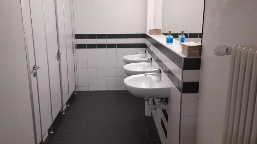 공동 객실, Kreuzlingen Youth Hostel