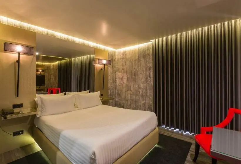 Sviitti, Motel Tropicana