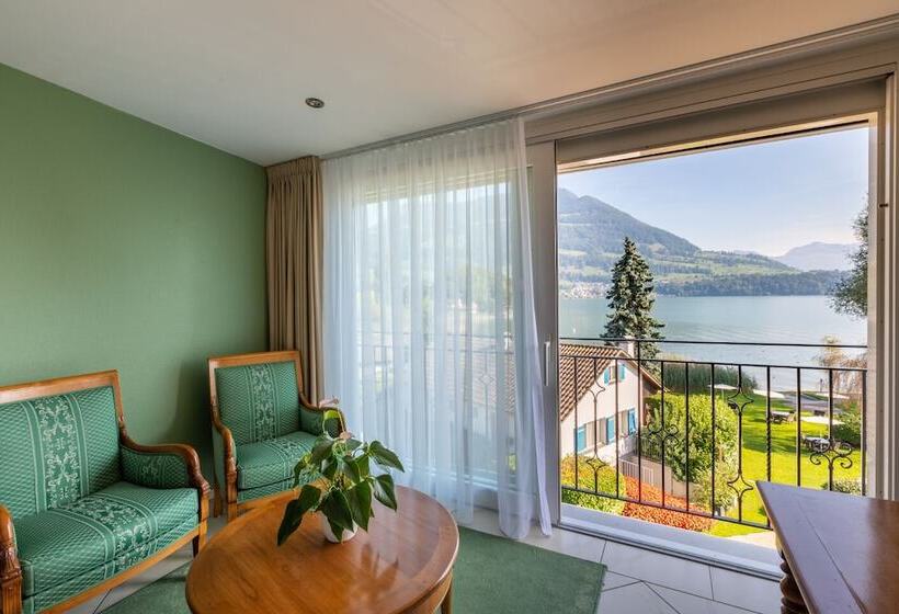Люкс, Swiss Chalet Merlischachen   Romantik Schloss Hotel Am See