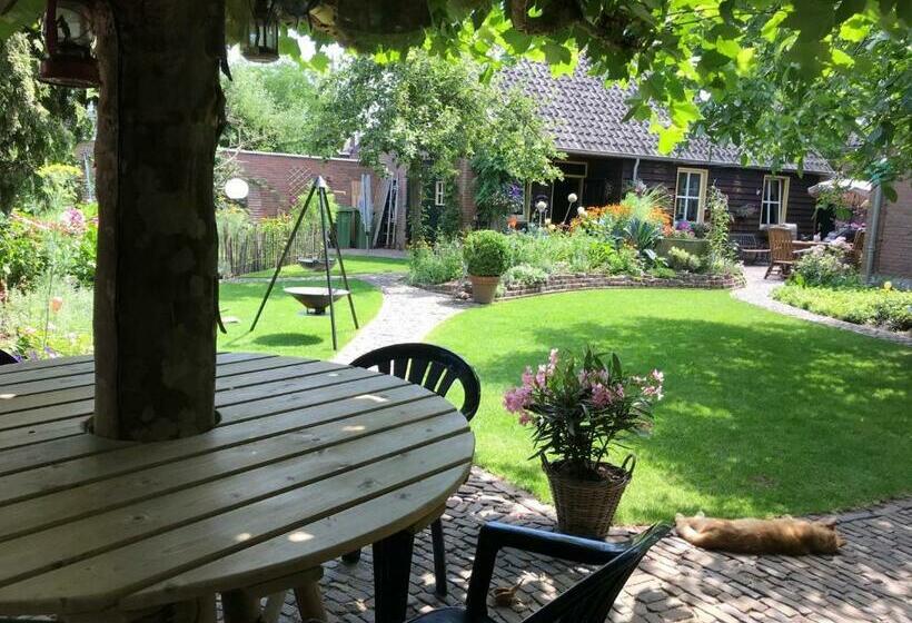 غرفة عائلية, B&b Op Stok