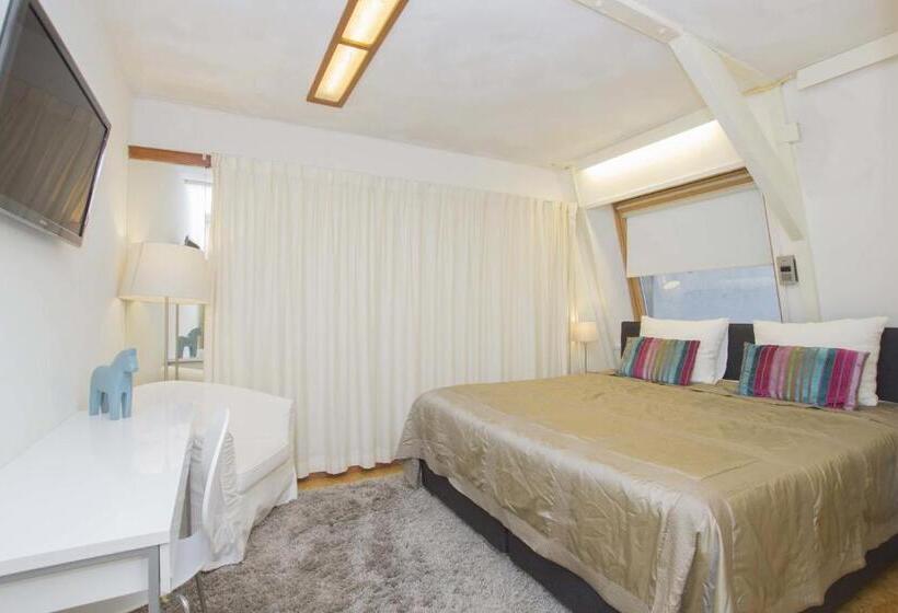 جناح, B&b Wladimir Studios