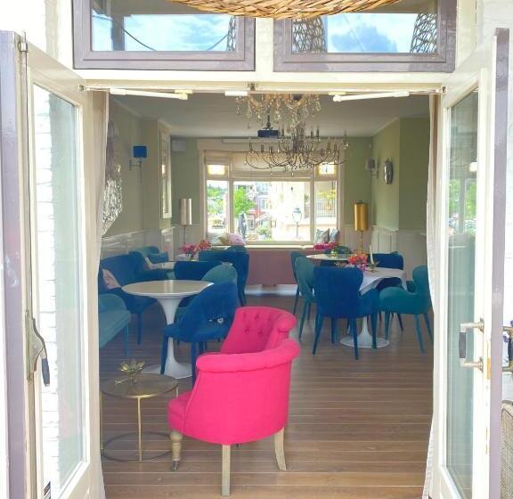 豪华房间, Bubbles & Bed