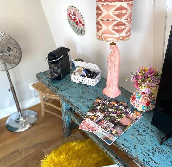 豪华房间, Bubbles & Bed