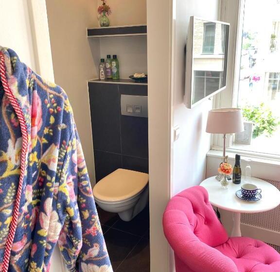 舒适型单人间, Bubbles & Bed