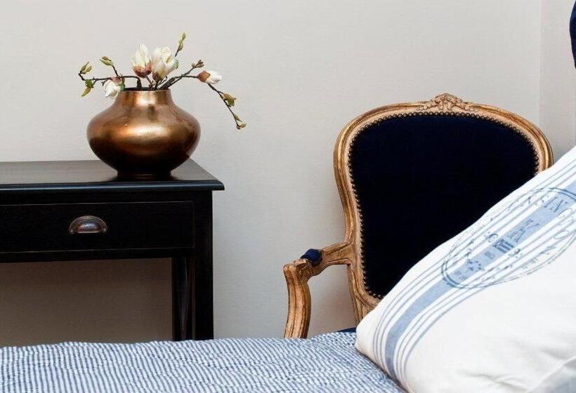 חדר דלוקס, Het Woonrijk