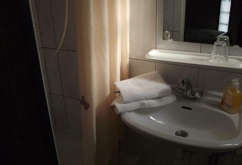 ファミリールーム, Pension Neske