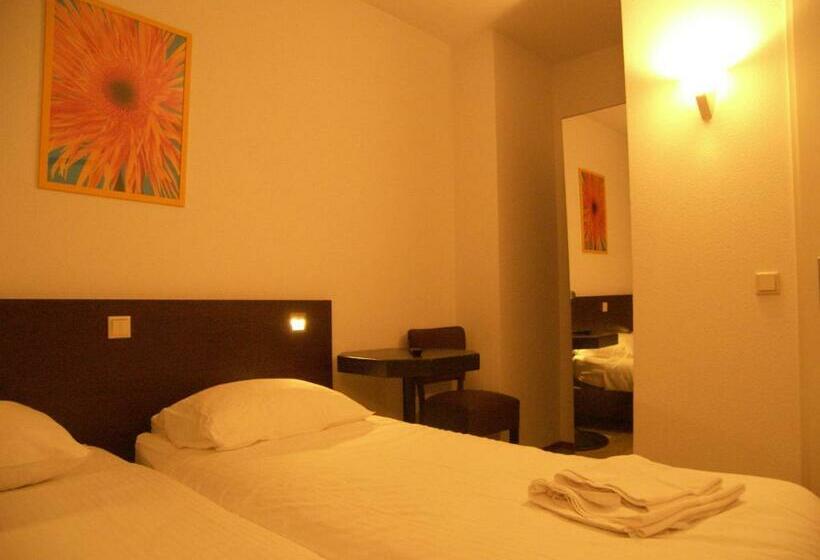 غرفة قياسية, De Markt