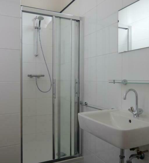 غرفة قياسية, Grandcafe De Doelen