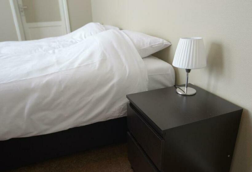 غرفة قياسية, Grandcafe De Doelen