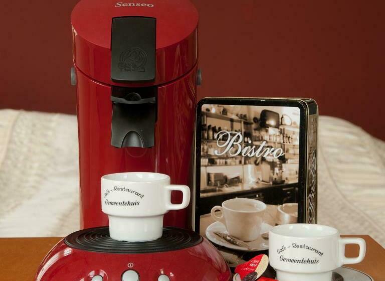 标准间, Het Gemeentehuis Uithuizen